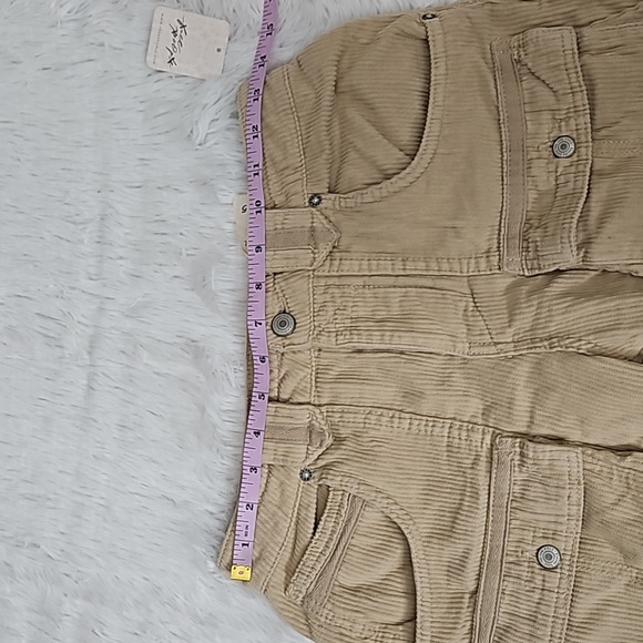 Free People We The Free The London Calling Low Rise Tapered Leg Tapioca - Picture 8 of 16